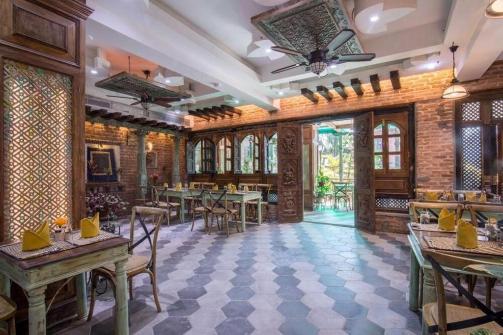 Heritage Hotel Suites And Spa Pokhara Exterior photo