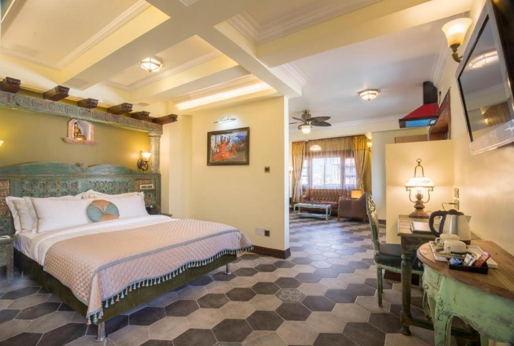 Heritage Hotel Suites And Spa Pokhara Exterior photo